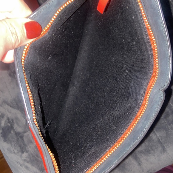 Tory Burch used some wear see picture’s - Picture 7 of 9